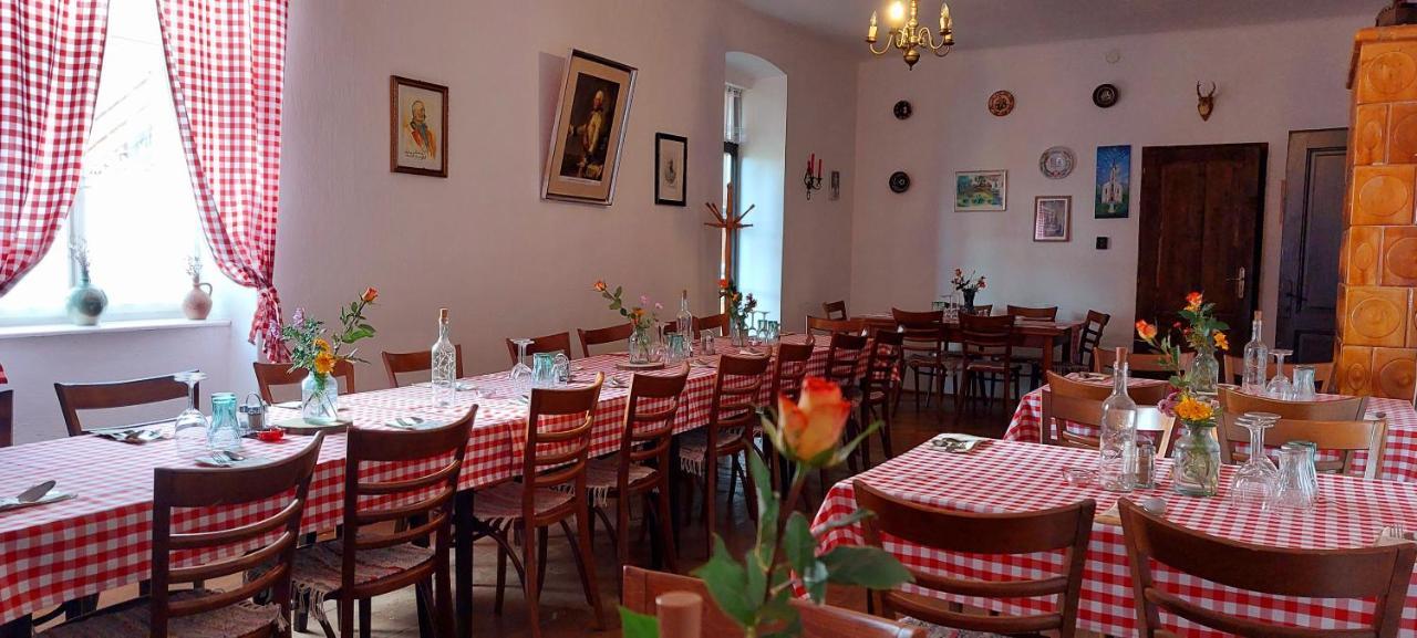 Varbalog Kazmer Szallas - Gasthaus المظهر الخارجي الصورة
